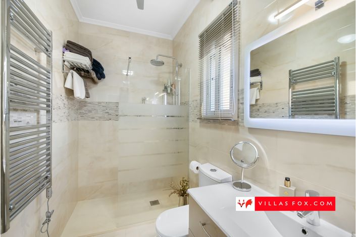 Image No.7-3 Bed Villa for sale