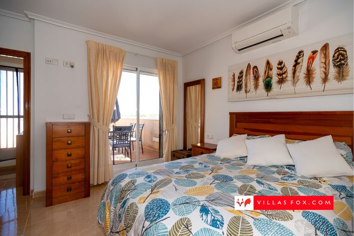 Image No.25-Villa de 4 chambres à vendre à San Miguel de Salinas