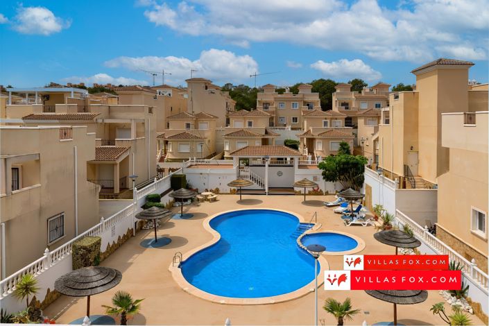 Image No.3-Villa de 4 chambres à vendre à San Miguel de Salinas