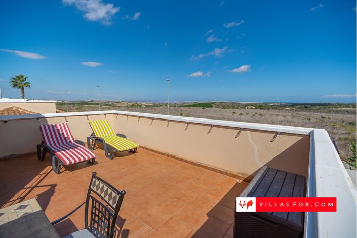 Image No.4-Villa de 4 chambres à vendre à San Miguel de Salinas