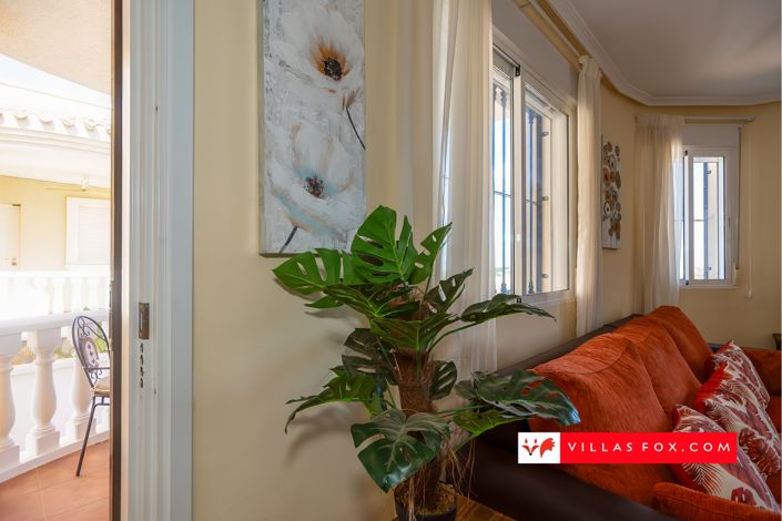 Image No.9-Villa de 4 chambres à vendre à San Miguel de Salinas