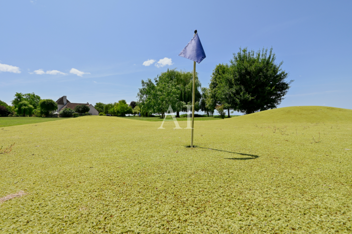 Image No.7-Propriété de 14 chambres à vendre à Bourges