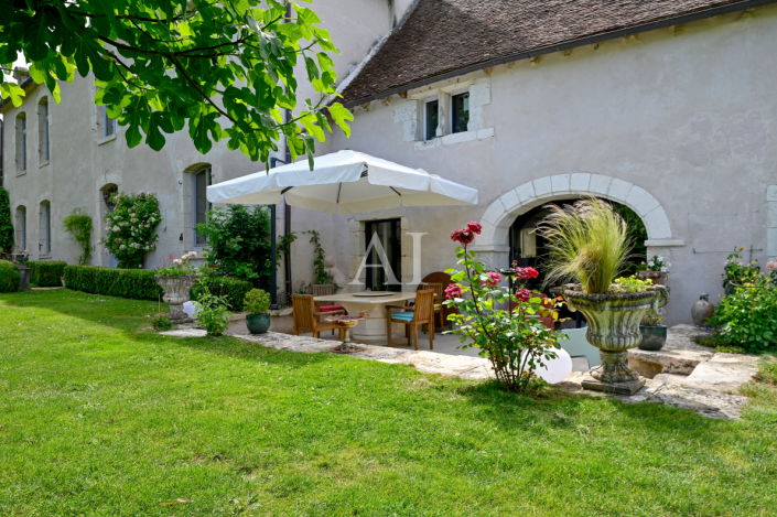 Image No.22-Propriété de 14 chambres à vendre à Bourges