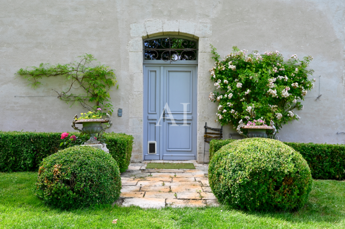 Image No.23-Propriété de 14 chambres à vendre à Bourges