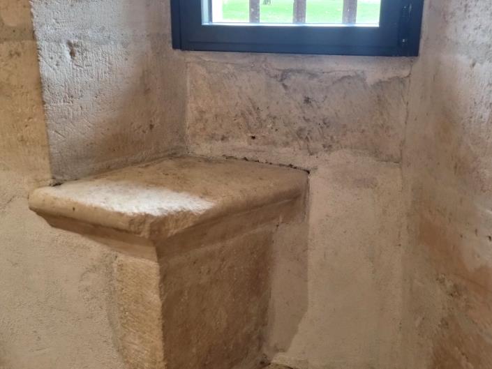 Image No.20-Propriété de 14 chambres à vendre à Bourges