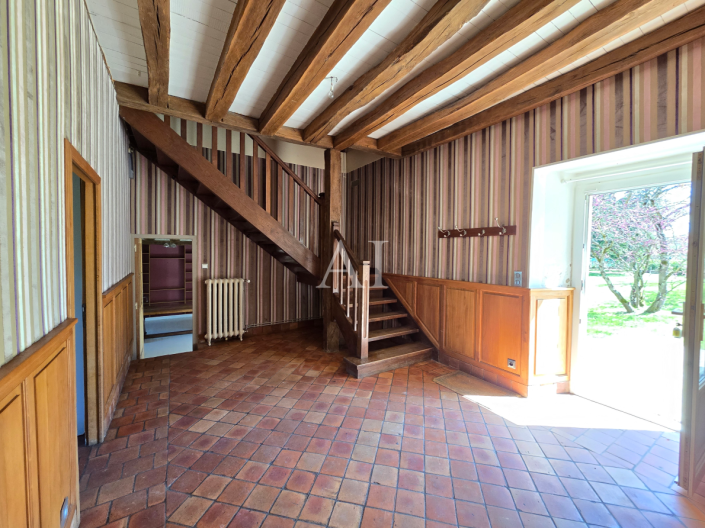 Image No.5-7 Bed House for sale