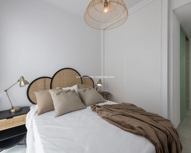 Image No.4-2 Bed Apartment for sale