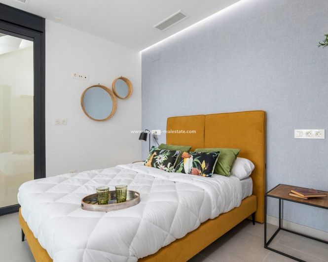 Image No.11-3 Bed Villa for sale