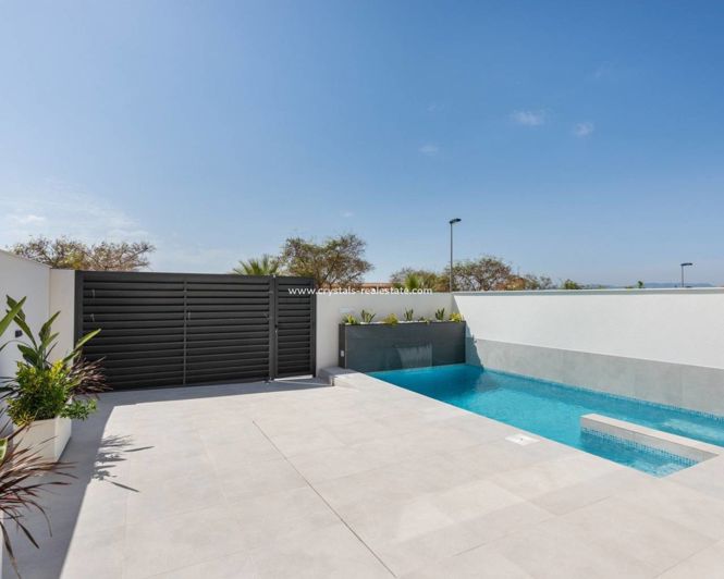 Image No.25-3 Bed Villa for sale