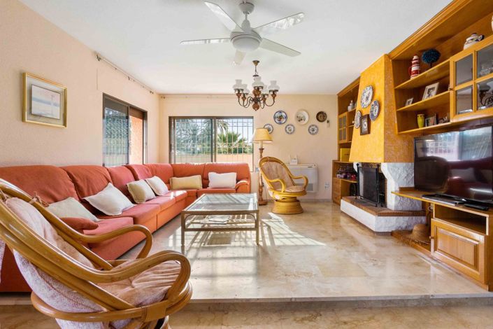 Image No.6-5 Bed Villa for sale