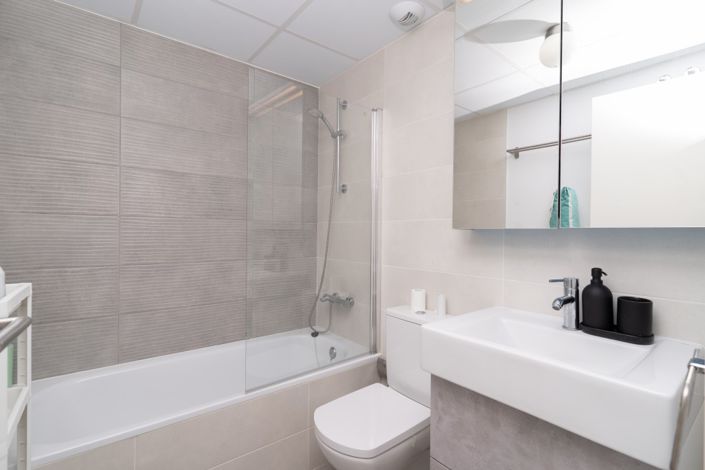 Image No.14-2 Bed Apartment for sale