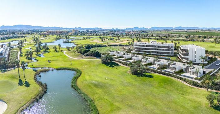 Image No.10-3 Bed Property for sale