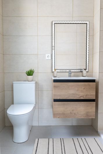 Image No.9-2 Bed Townhouse for sale