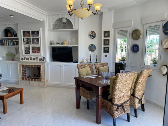 Image No.11-Villa de 4 chambres à vendre à Orihuela