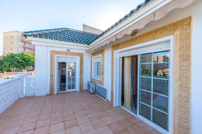 Image No.22-5 Bed Villa for sale