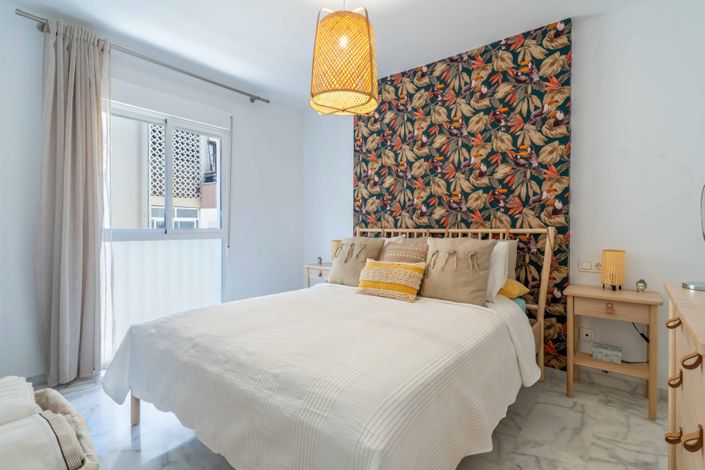 Image No.12-2 Bed Apartment for sale