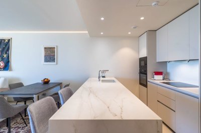 bzpaap116692905071024v063d7