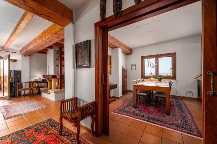 Image No.3-3 Bed Property for sale