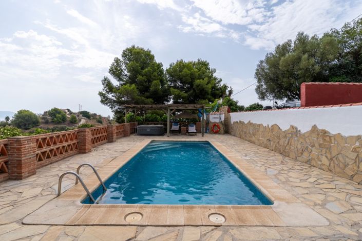 Image No.32-4 Bed Villa for sale