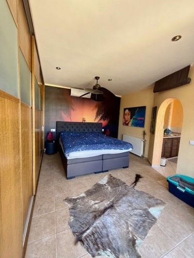 Image No.15-5 Bed Villa for sale