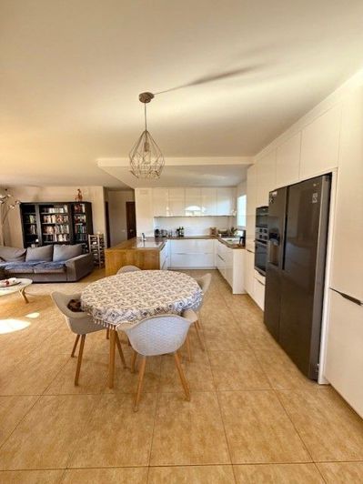 Image No.4-5 Bed Villa for sale