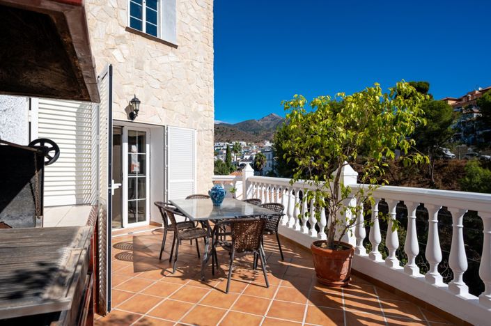 Image No.12-4 Bed Villa for sale