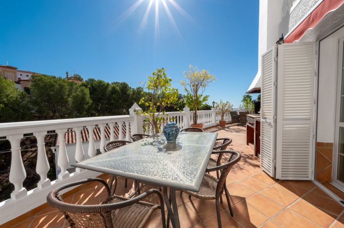 Image No.13-4 Bed Villa for sale