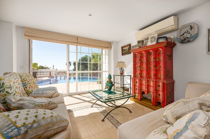 Image No.5-4 Bed Villa for sale