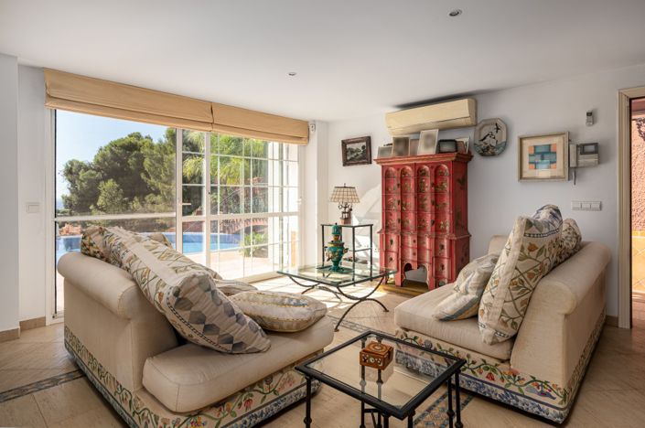 Image No.6-4 Bed Villa for sale