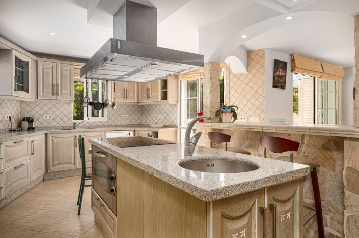 Image No.7-4 Bed Villa for sale