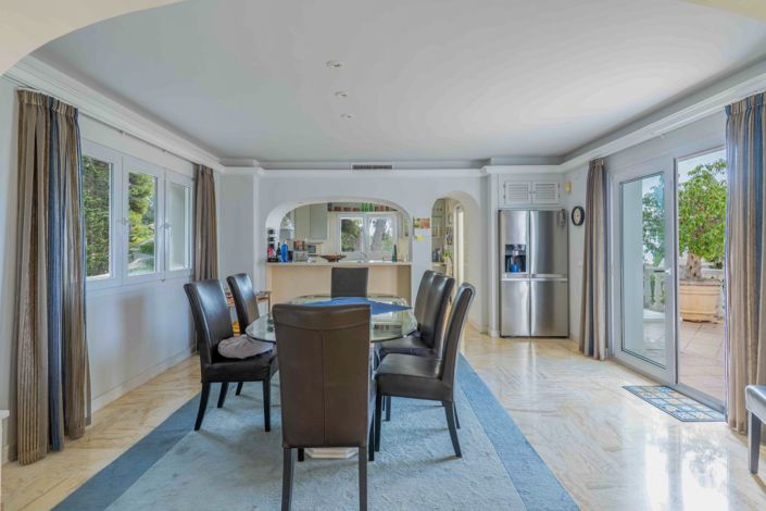 Image No.12-5 Bed Villa for sale