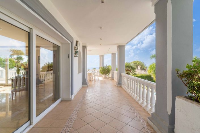 Image No.14-5 Bed Villa for sale