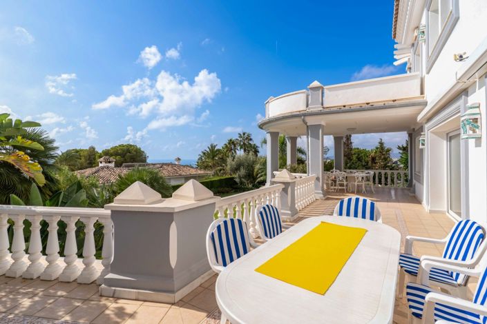 Image No.15-5 Bed Villa for sale