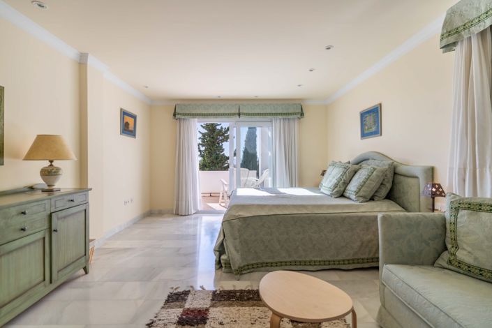 Image No.31-5 Bed Villa for sale