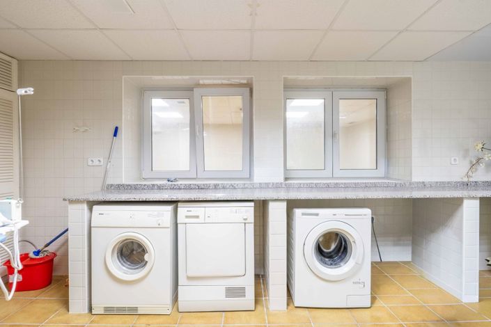 Image No.46-5 Bed Villa for sale