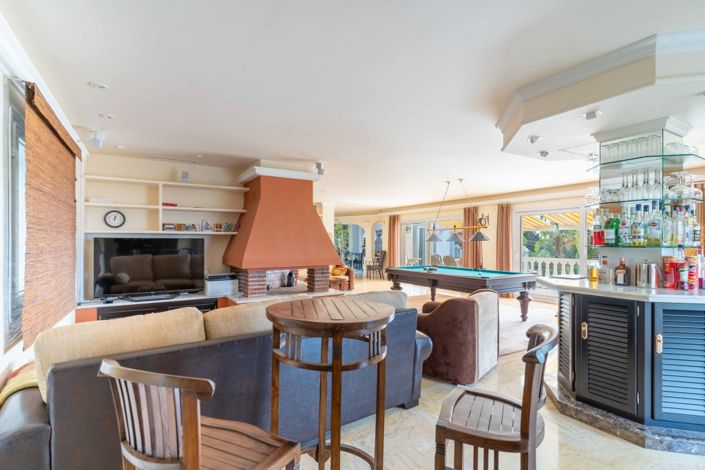 Image No.9-5 Bed Villa for sale