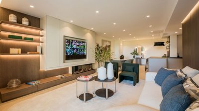 bzpaap117372929321024v0a19e