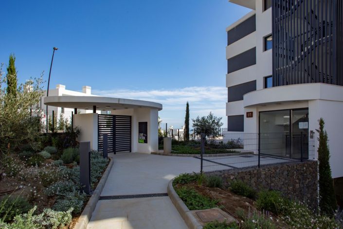 Image No.14-2 Bed Apartment for sale