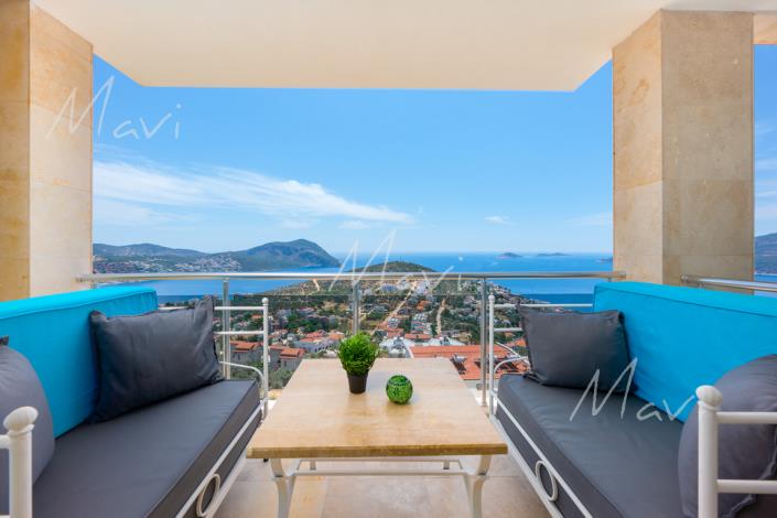 Image No.18-5 Bed Villa / Detached for sale