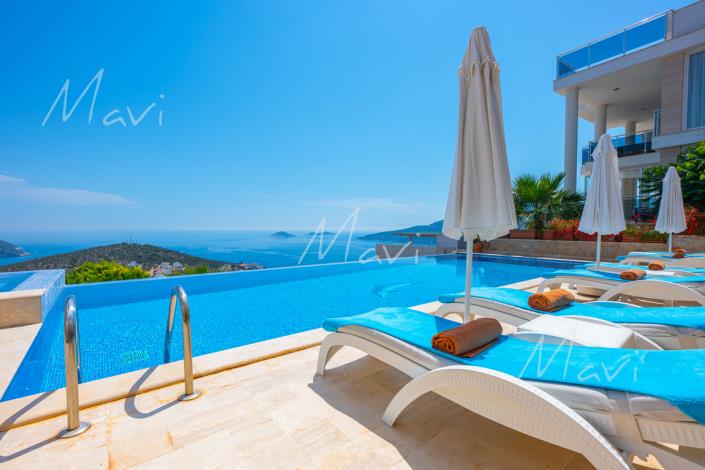 Image No.34-5 Bed Villa / Detached for sale