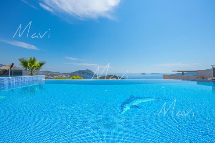 Image No.35-5 Bed Villa / Detached for sale