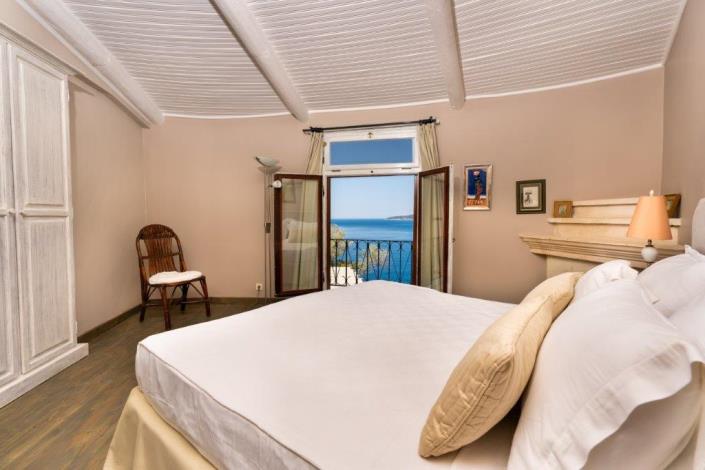 Image No.28-5 Bed Villa / Detached for sale