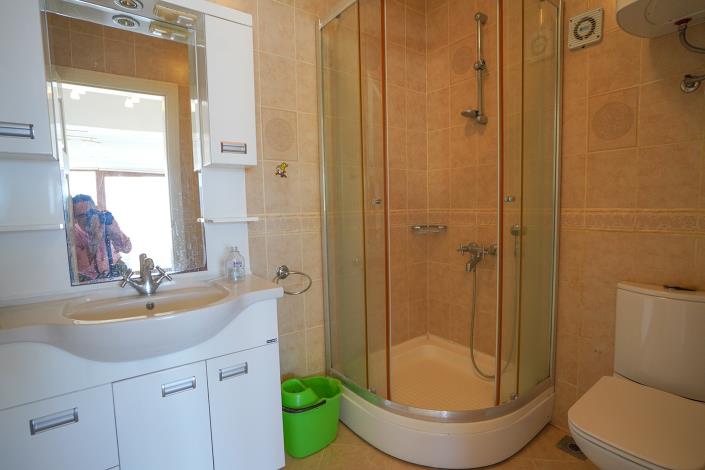 Image No.33-2 Bed Apartment for sale