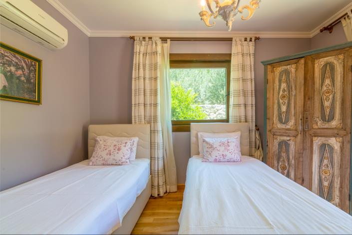 Image No.20-3 Bed Villa / Detached for sale