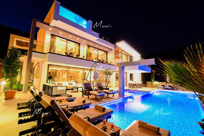 Image No.18-4 Bed Villa / Detached for sale