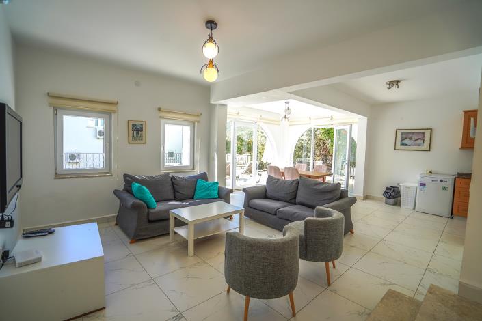 Image No.42-4 Bed Villa / Detached for sale