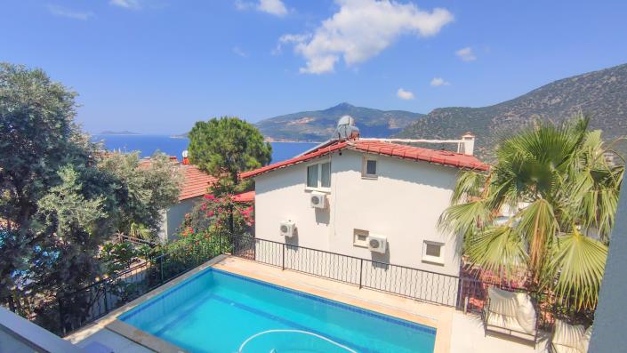 Image No.12-4 Bed Villa / Detached for sale