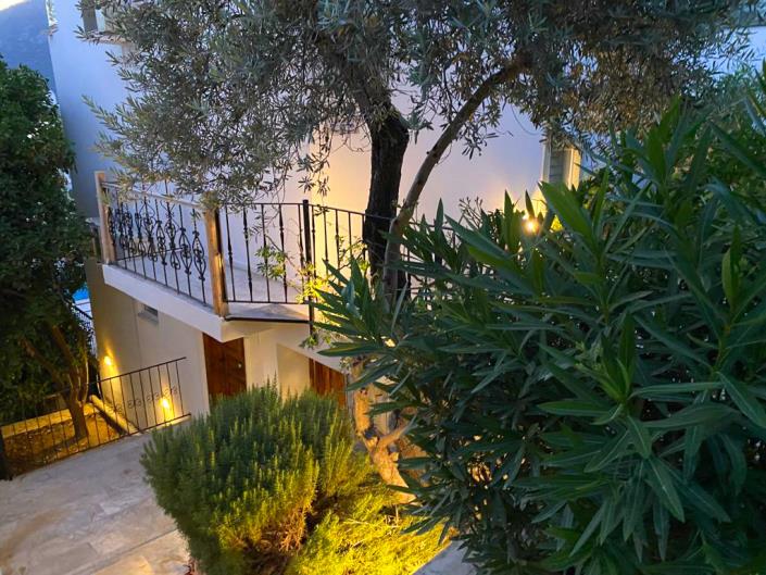 Image No.26-4 Bed Villa / Detached for sale