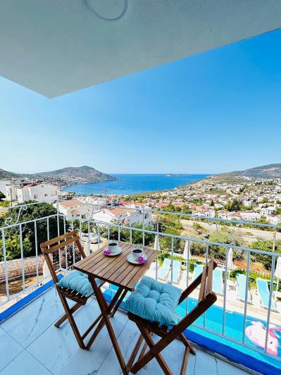 Image No.26-24 Bed Commercial for sale