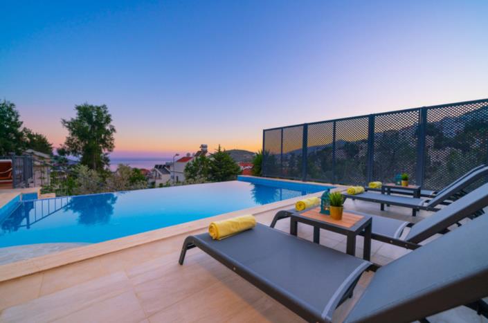 Image No.2-Villa / Détaché de 5 chambres à vendre à Kalkan